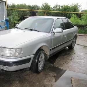 Продаю Audi 100 45 кузов 1992г.